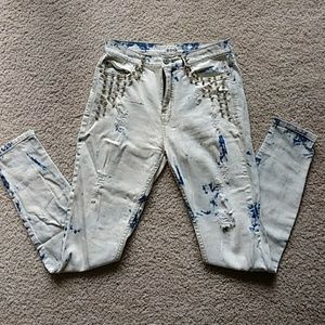 Urbanoutfitters BDG Spiked Acid Washed Jeans Sz 27